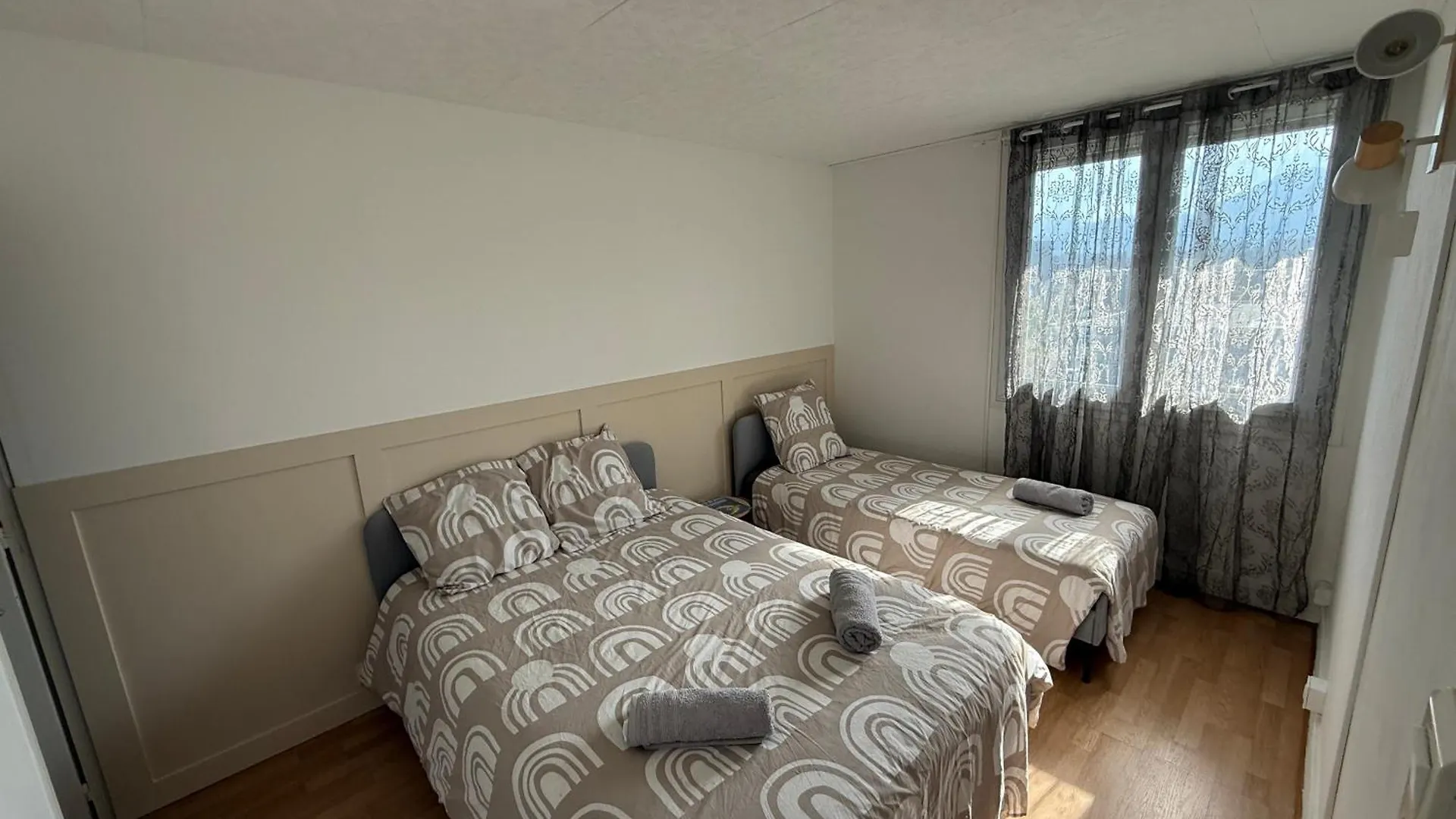 Superbe Duplex Avec Parking Gratuit Apartment Grenoble